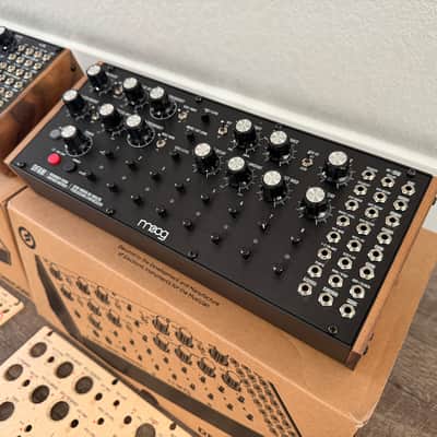 Moog Mother-32 / DFAM / Subharmonicon w/ Rack Stand + Extras! Bild 8