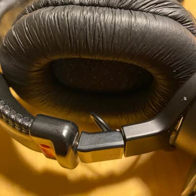 Sony MDR-7506 image 6