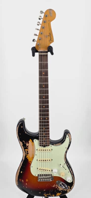 Fender Mike McCready Signature Stratocaster 2023 - Present - 3-Color Sunburst Relic