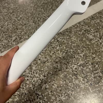 Round stainless steel 22 frets White gloss finish Maple guitar neck 25.5inch hole 10mm tele image 8