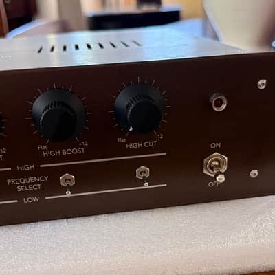 Hazelrigg Industries VLC Vacuum Tube Preamplifier / LC Equalizer 2016 - 2021 - Brown image 4