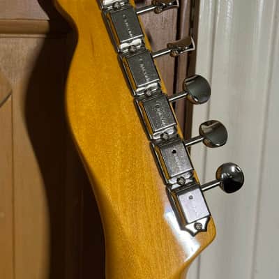 Fender American Vintage II '63 Telecaster 2022 - Present - Crimson Red Transparent image 21