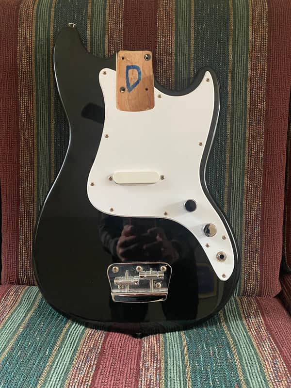 Squier Bronco Loaded Body Bild 1
