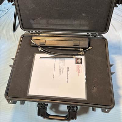 Sennheiser EW 550 reciever with 2 G2 550 Handheld microphones image 3