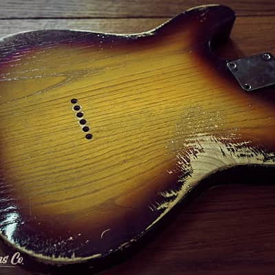 Telecaster Body 3-Tone Sunburst Relic - 60's Style Aged Nitro image 4