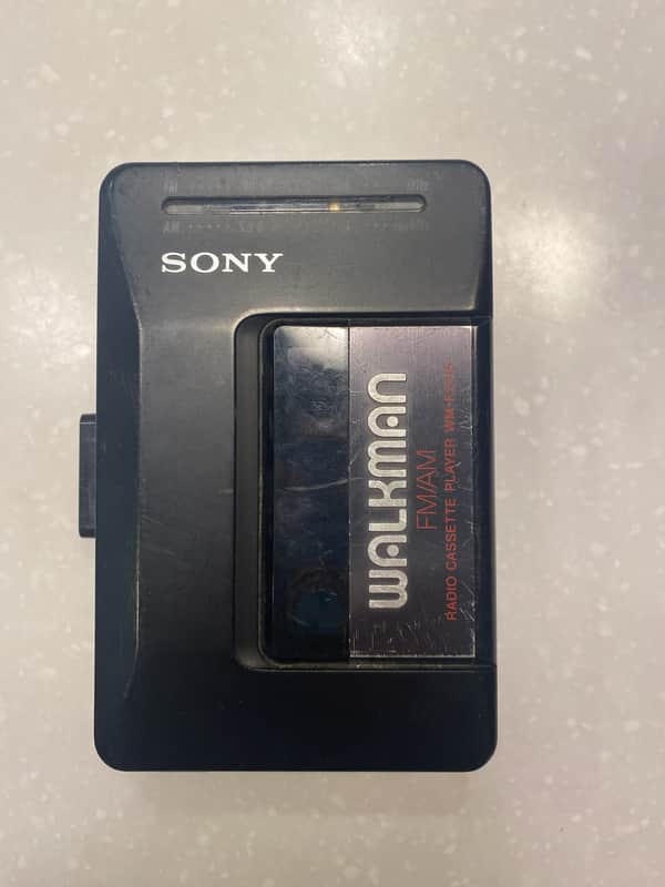 Sony Walkman Cassette Tape Player AM/FM WM-F2015 *EXCELLENT* 1990s - Black image 1
