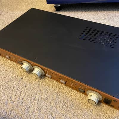 Wave Distribution UBK Fatso Dual-Channel Compressor with Saturation image 3