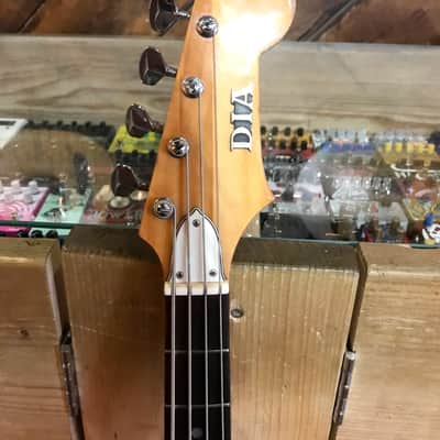 DIA Matsumoko Long Scale Bass Guitar 1970s Sunburst image 3