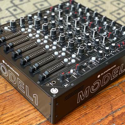 PLAYdifferently MODEL 1 Mixer image 3