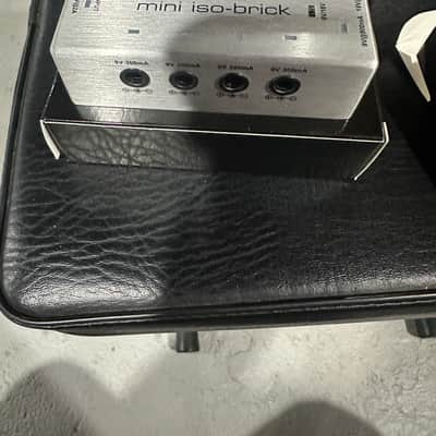 MXR M239 Mini Iso-Brick Power Supply 2018 - Present Silver image 2