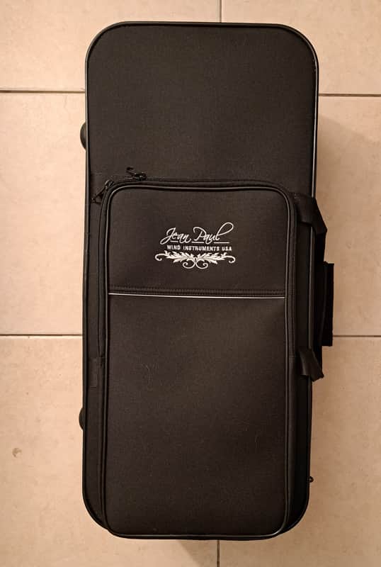 JEAN PAUL AS-400 ALTO SAX WITH CASE, VANDOREN REEDS image 1