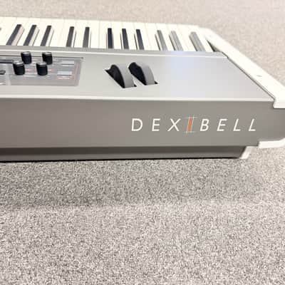 Dexibell VIVO S7 88-Key Digital Stage Piano – Italian T2L Modeling Keyboard 2010's image 14