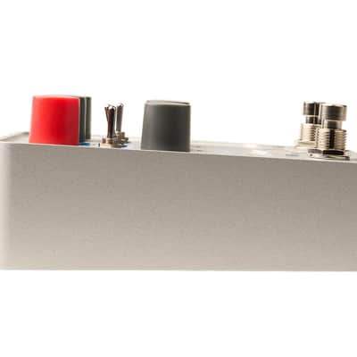 Universal Audio Max Preamp + Dual Compressor Pedal [DEMO] image 4