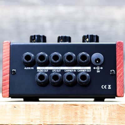 Warm Audio RingerBrinder Ultimate 100% Analog Ring Modulation Effect Pedal image 6
