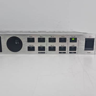 Behringer DSP 1200P Modulizer Pro - In new condition image 4