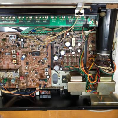 Marantz 2110 Stereophonic Tuner with Oscilloscope image 10