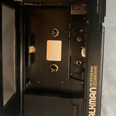 Sony WM-D6C Professional Walkman Portable Stereo Cassette Recorder 1985 - 2002 - Black image 2