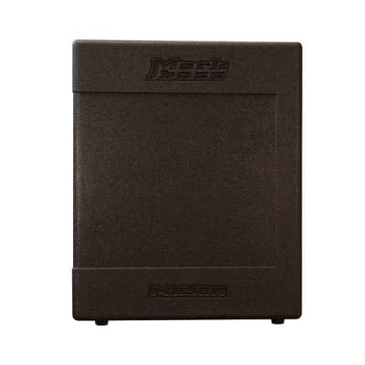 Markbass MB58R CMD102 P 2x10'' Classic Ceramic Speaker + Piezo Tweeter | 300W Bass Combo image 5