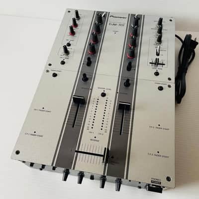 Pioneer DJM 707 image 2