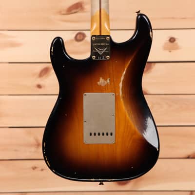 Fender Custom Shop Limited 1955 Stratocaster Relic - Wide Fade 2 Color Sunburst - CZ563358 image 7