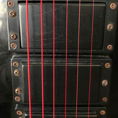 Harmony Explorer Black and red image 7