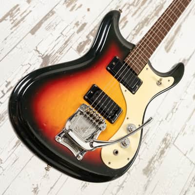 Mosrite Ventures Mark V - 1967 - Sunburst image 13