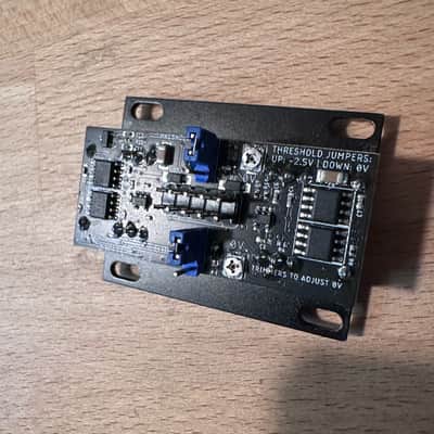 Plum  Audio Switch  eurorack signal router image 3