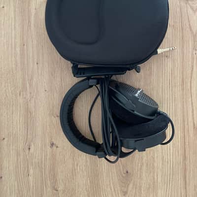 Beyerdynamic DT 990 Pro Black Edition 250 Ohm 2024 - Black image 2