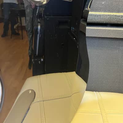 Fender Aerodyne Jazz Bass with Babicz Bridge - Black image 5