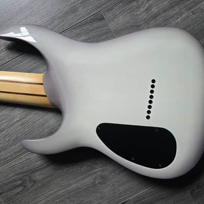 Legator Custom Shop N8 400 Limited Edition - Shark Burst image 15