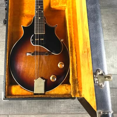 Gibson EM-200 Florentine Mandolin 1964 Sunburst image 11