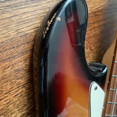 Fernandes Jazz Bass 1990s 3-Tone Sunburst image 3
