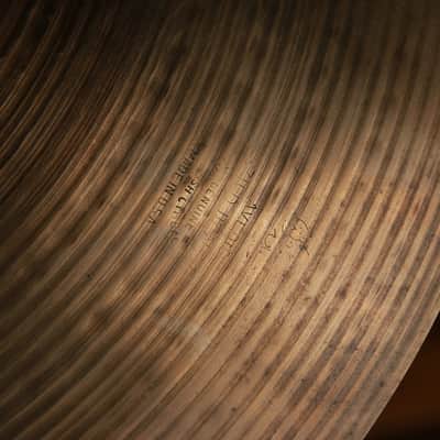 1970s Zildjian Avedis 16" Crash Cymbal (960g) image 3