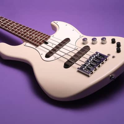 Xotic XJ-1T 5 String Heavy Aged-White Blonde (Custom Color/Ash
