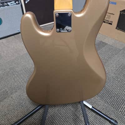Fender Vintera '60s Jazz Bass with Pau Ferro Fretboard 2020 - Firemist Gold image 6