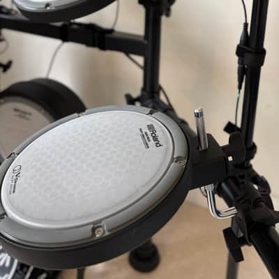 Excellent condition - Roland VQD106 V-Drum Kit with Mesh Pads (with TD-07 module)- Black Bild 8