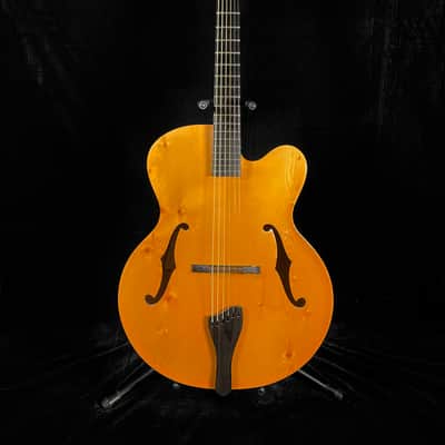 Benedetto Knotty Pine Special 17" Archtop - One of a Kind Collector's Instrument image 2