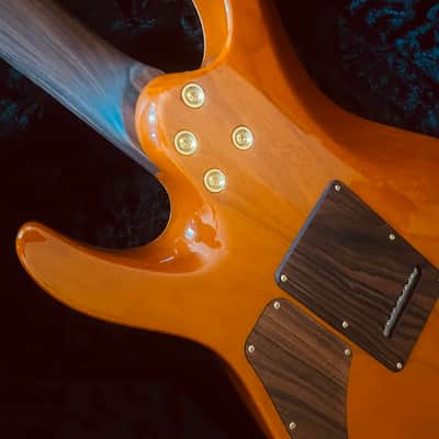 Suhr Modern Trans Amber Maple Flame image 13