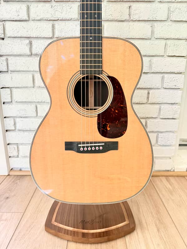 Martin 00-28 Modern Deluxe - Natural image 1