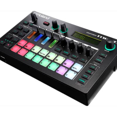 Roland MC-101 Groovebox image 3