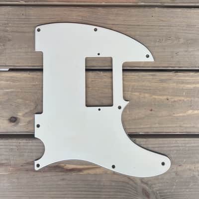 Real Life Relics Aged Parchment Telecaster® Pickguard Humbucker  Neck 3 Ply 8 Hole    [PGAR2]