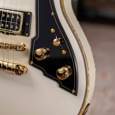 Duesenberg Fantom A Electric Guitar - Aged White with Hardshell Case - Demo image 17