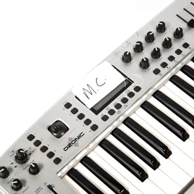 M-Audio Ozonic MIDI Controller Owned By Mike Campbell image 11