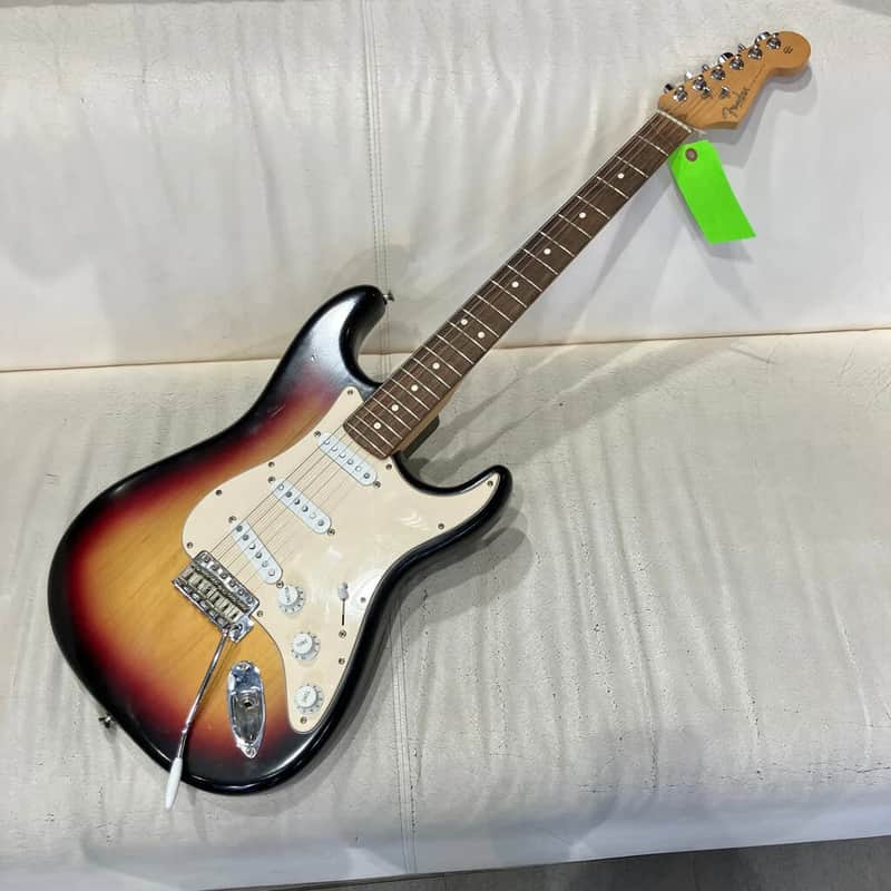 Fender Highway One Stratocaster 2006 - 2011 | Reverb Canada