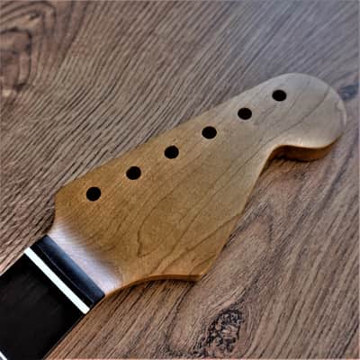 Immagine Stratocaster Roasted Maple and Rosewood Vintage Guitar Neck Nitro Satin 21 Fret Stainless Steel - Stainless Steel - Nitro Satin - 8