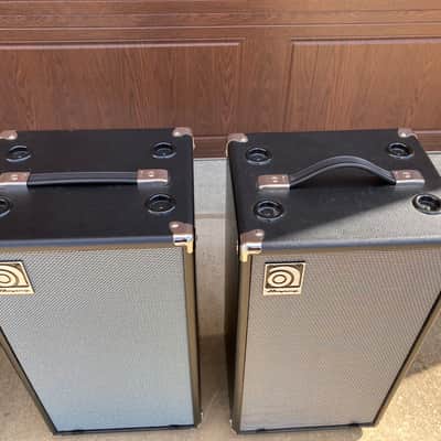 Ampeg SVT-210AV Classic Series 200-Watt 2x10" Bass Speaker Cabinet 2011 - Present - Black image 1