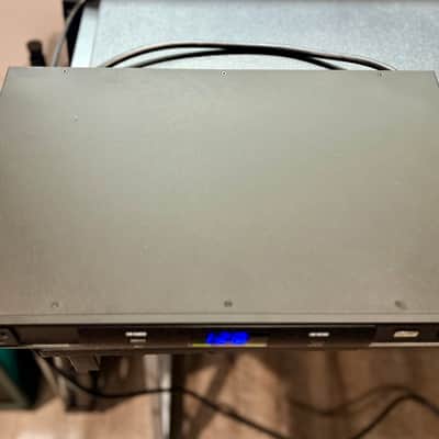 Furman P-1800 AR Prestige Series Voltage Regulator/Power Conditioner 2010s - Black image 2