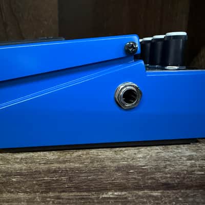 Boss CS-3 Compression Sustainer w/ Box  (Silver Label) 1997 - Present - Blue image 6