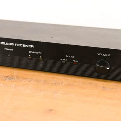 Shure L4 Diversity Wireless Receiver - 171.845 MHz (NO POWER SUPPLY) CG01Y4H image 3