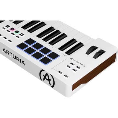ARTURIA ESSENTIAL3-49 Keylab Essential 3 49 touches blanc image 4